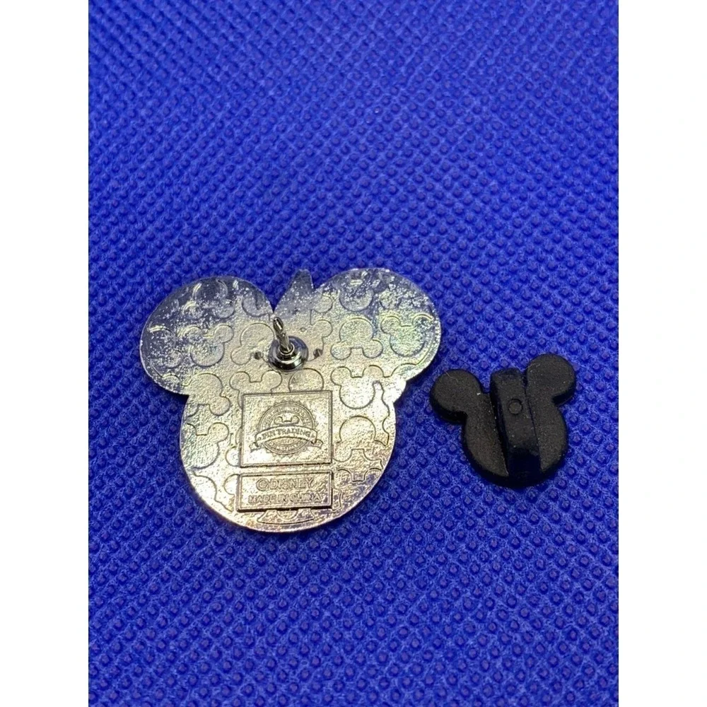 2012 Pinocchio Costume Hidden Mickey Icon Head Disney trading pin
